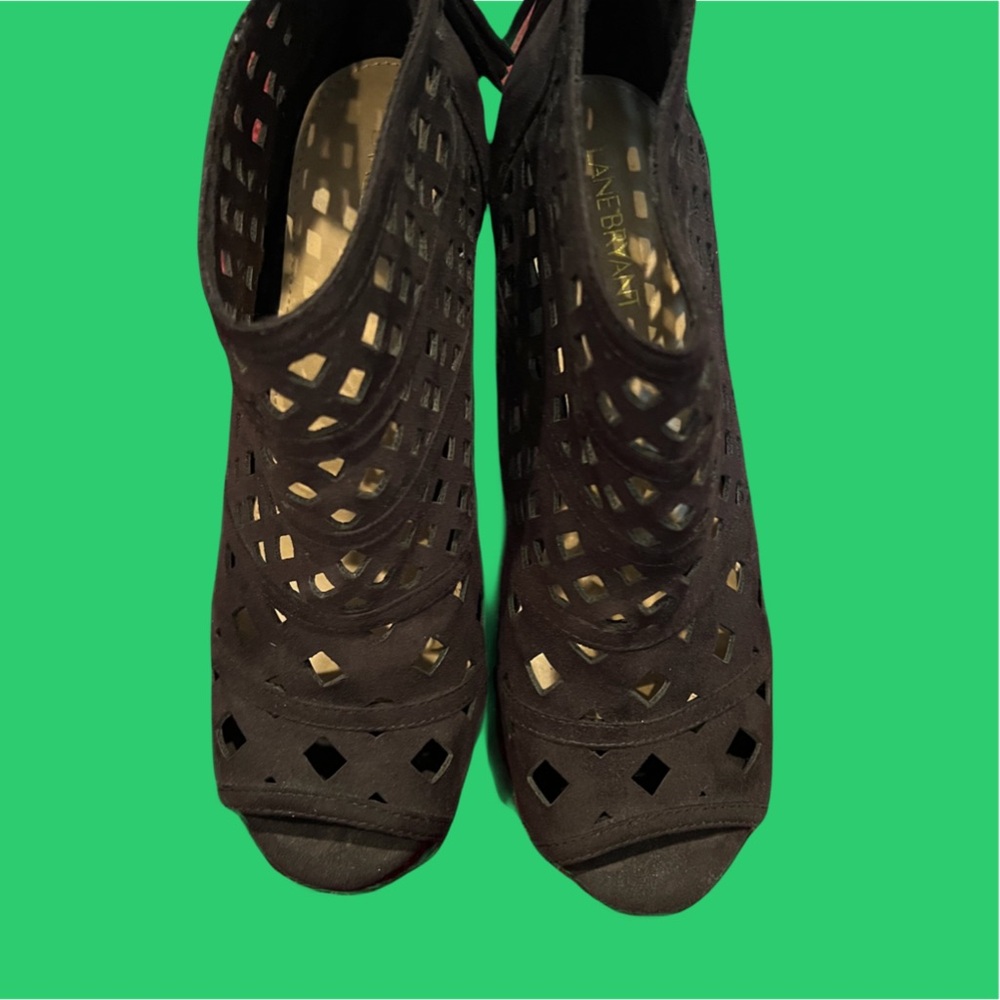 Lane Bryant 10W EUC Womens Heels Bootie Size 10 W Black Suede